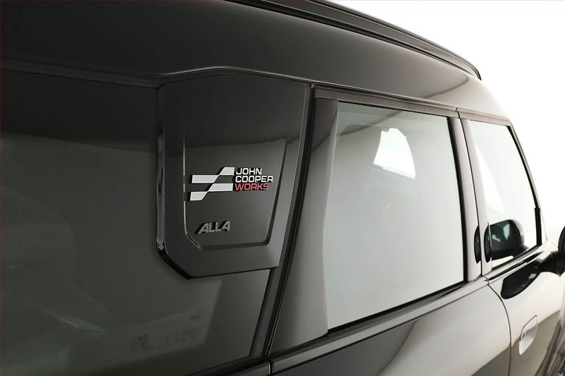 Mini Countryman (2025) S All4, JCW, HUD, Kamera - fotka 20 z 20
