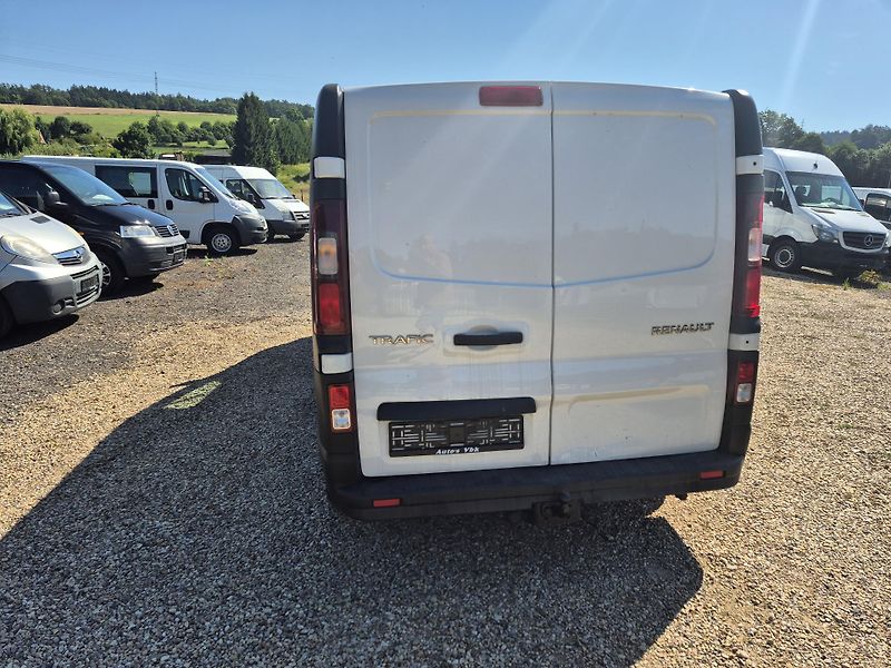 Renault Trafic (2018) 1.6Dci L2H1 6 Míst - fotka 13 z 26