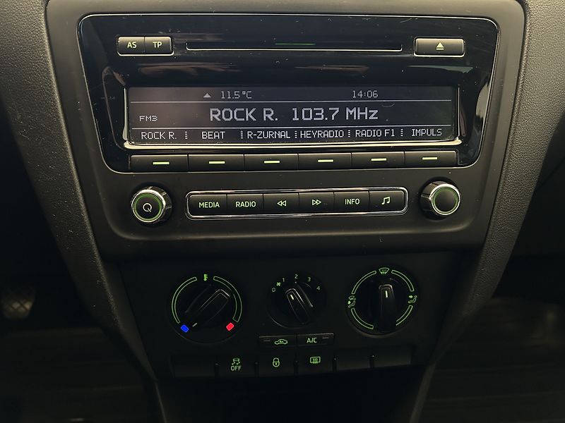 Škoda Rapid 1.2 TSi Ambition - fotka 8 z 21