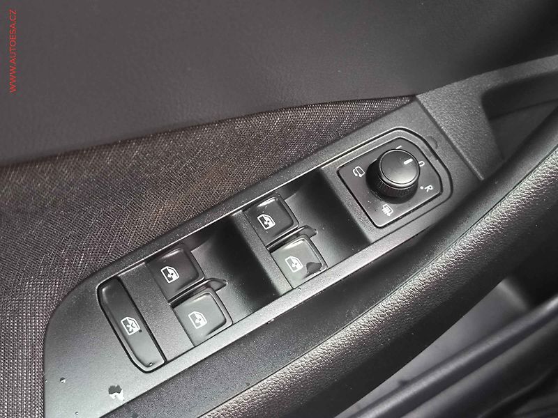Škoda Scala (2021) 1.0TSI, ČR, Style - fotka 18 z 24