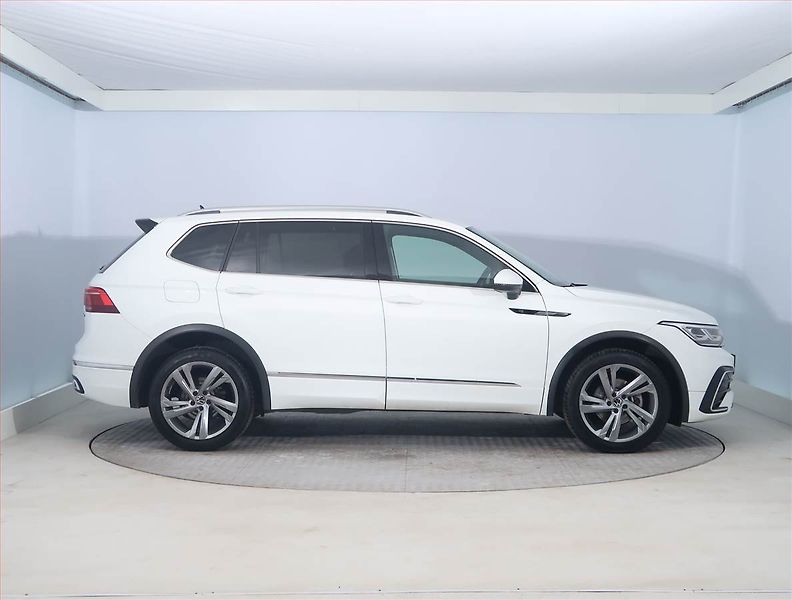 Volkswagen Tiguan (2022) R-Line 2.0 TDI - fotka 6 z 22