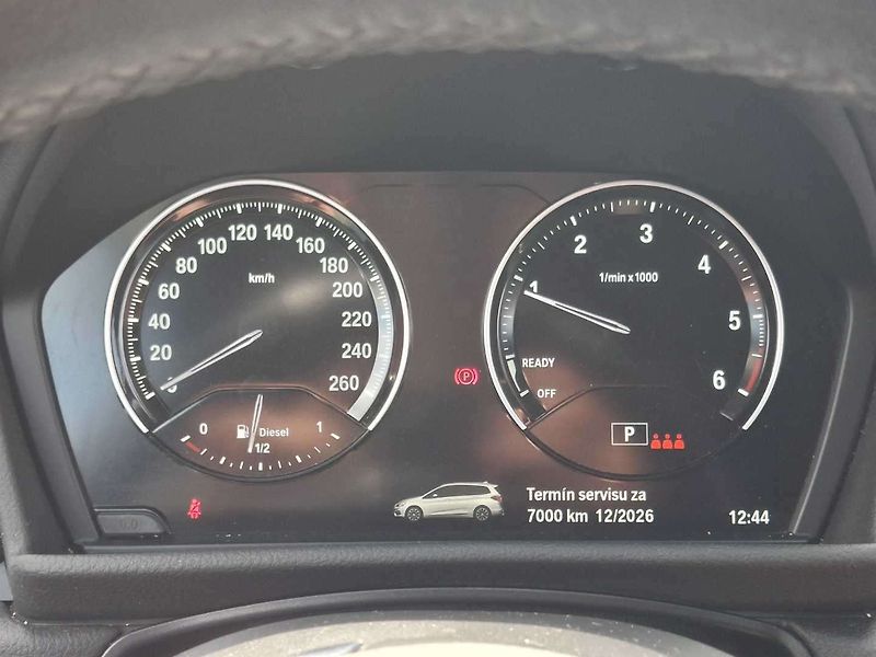 BMW Řada 2 216d AT Gran Tourer - fotka 30 z 77