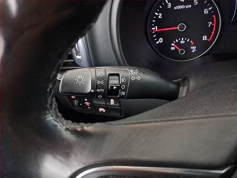 Kia Sportage (2016) 1.6 GDI, Navi, Tempomat - fotka 17 z 20