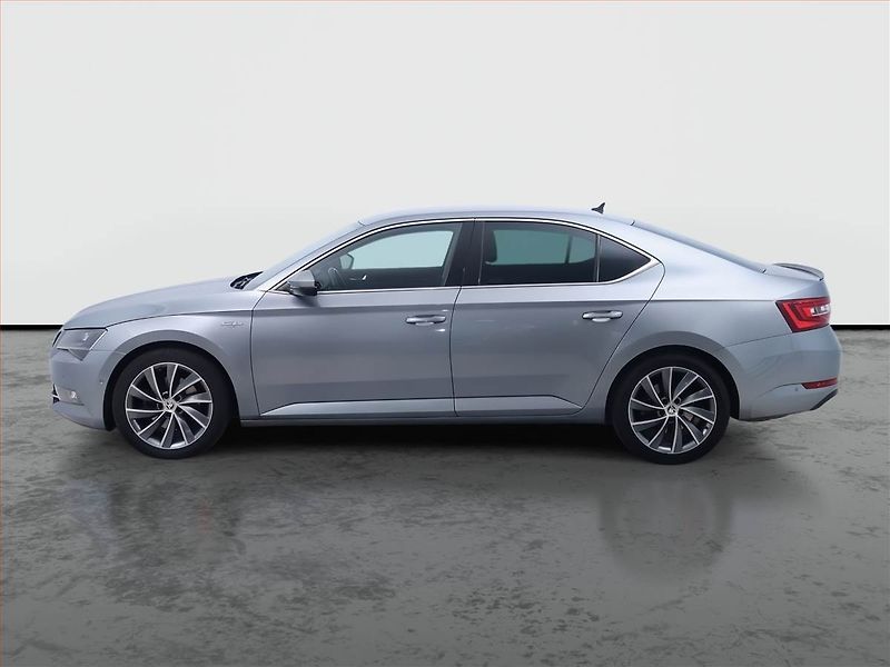 Škoda Superb (2019) Laurin&Klement 2.0 TDI, 4X4 - fotka 3 z 19
