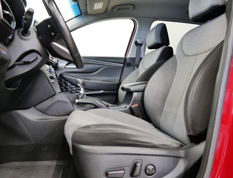 Hyundai Santa Fe - fotka 11 z 25