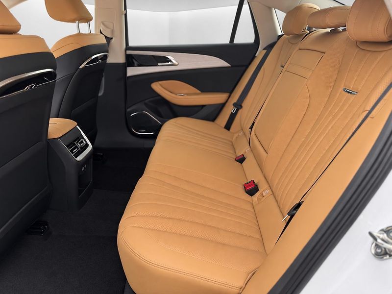 Hongqi H5 (2026) - fotka 20 z 27