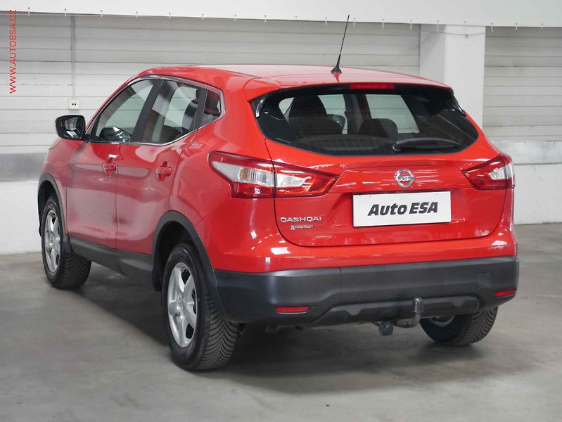 Nissan Qashqai (2016) 1.2 DIG - T, ČR, AC, temp - fotka 4 z 19