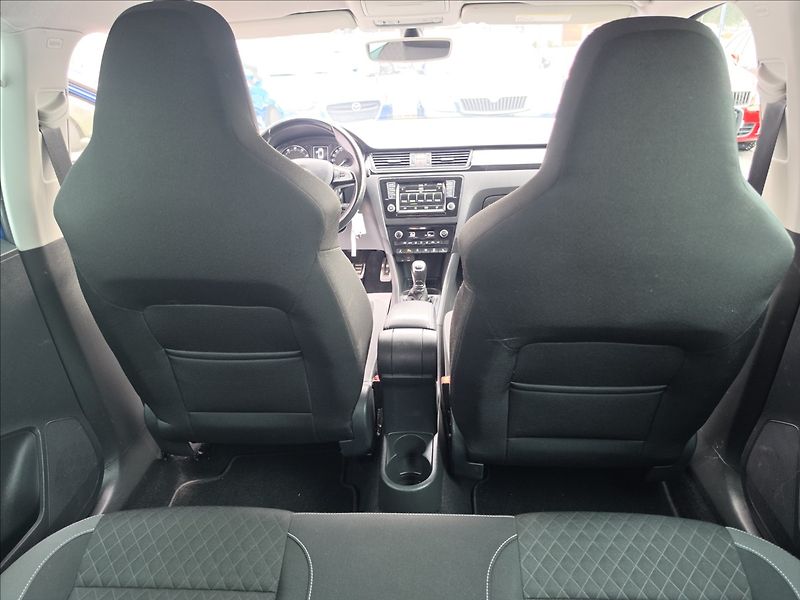 Škoda Rapid 1,2 TSi 81KW Style ALU KLIMA - fotka 31 z 48