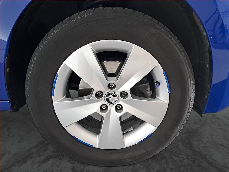 Škoda Kamiq (2023) 1.0 TSI, ČR,1.maj, Serv.kniha - fotka 14 z 16