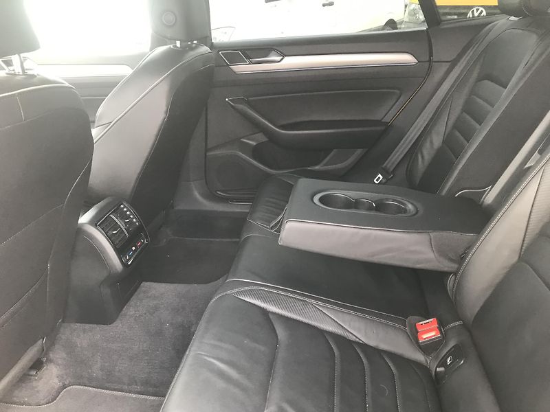 Volkswagen Arteon 2.0 TDI 140 KW,DSG,4x4,R-Line. - fotka 10 z 14