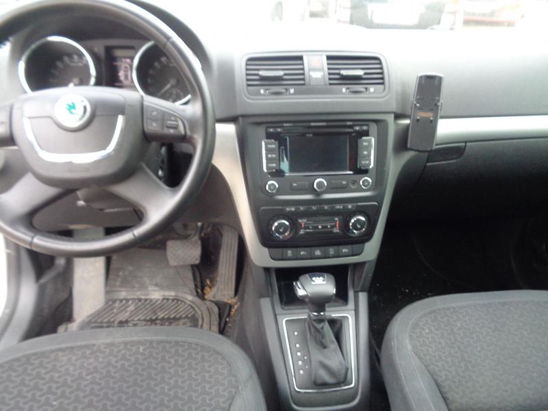 Škoda Yeti 2,0 TDI  4X4 - fotka 12 z 16
