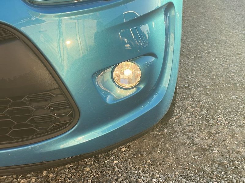 Citroën C3 1.4i, ČR, 2x kola, klima - fotka 9 z 13