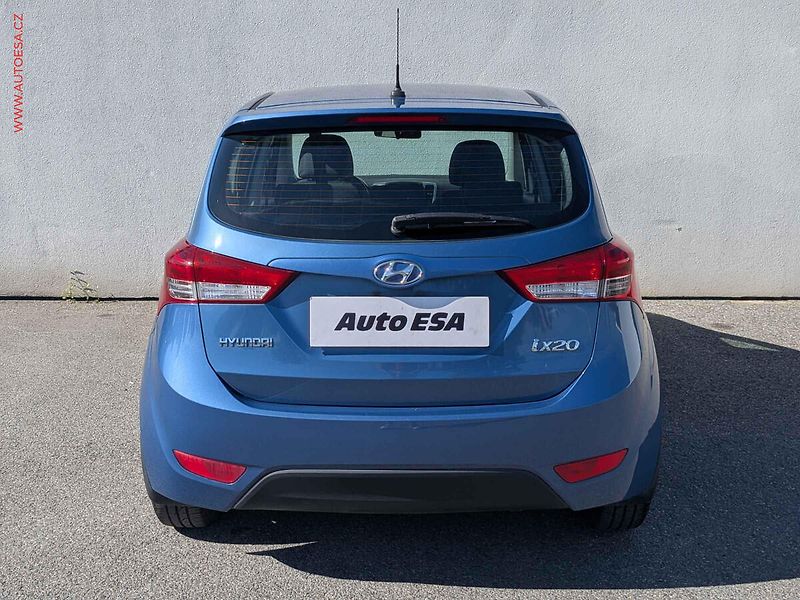 Hyundai ix20 (2016) 1.4 CVVT, 1.maj,ČR, AC, temp - fotka 5 z 16