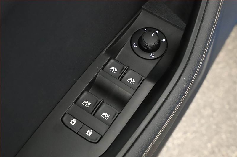 Škoda Superb (2021) Scout 2.0 TDI - fotka 14 z 19