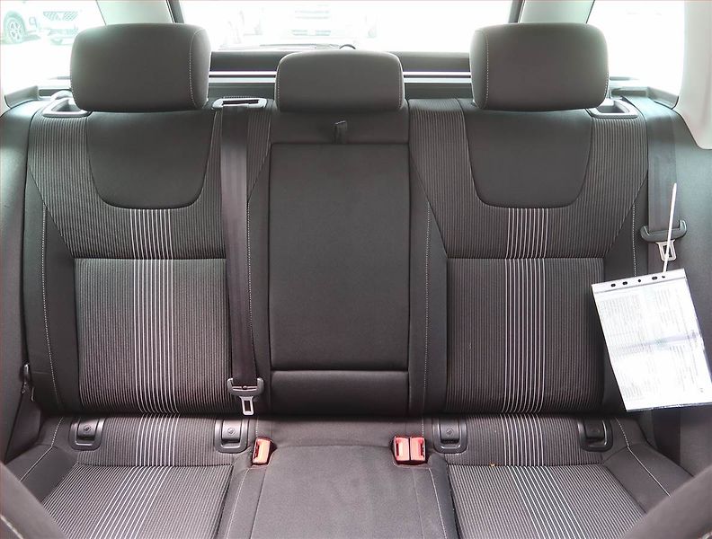 Škoda Octavia (2018) Style 1.5 TSI, Automat, Navi - fotka 10 z 21