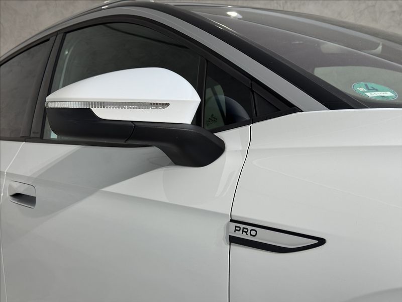 Volkswagen ID.4 Pro Performance LED Tepelko - fotka 7 z 49
