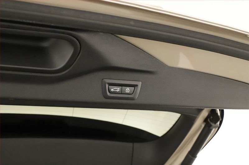 BMW X5 (2019) xDrive30d - fotka 25 z 29