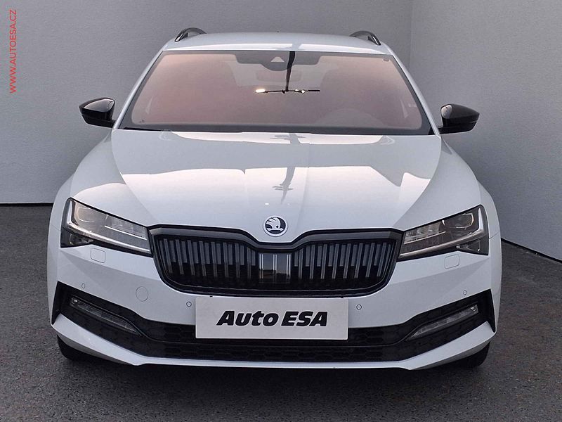 Škoda Superb (2021) 2.0 TDi 4x4, 2.maj,ČR - fotka 2 z 18