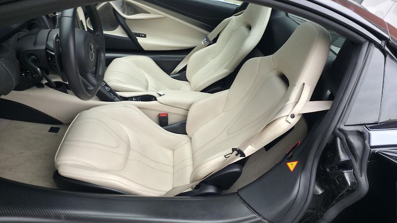 McLaren 720S (2023) SPIDER záruka-MSO-SKY ROOF-TOP - fotka 11 z 19