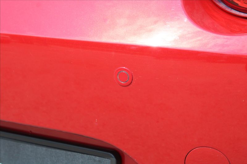 Mazda MX-5 2,0 i  RF,NOVÉ V ČR,1.MAJITEL - fotka 28 z 33