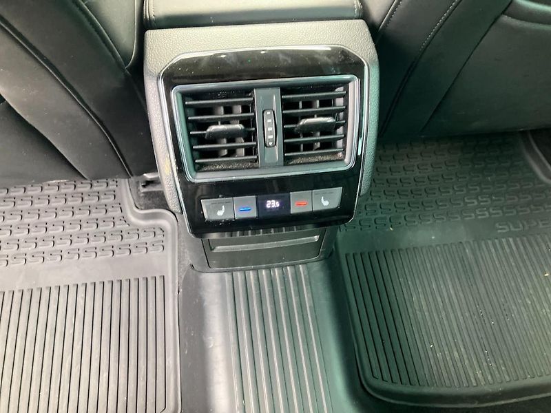 Škoda Superb (2020) 2.0TDI 147kW 4X4 DSG STYLE + - fotka 19 z 35