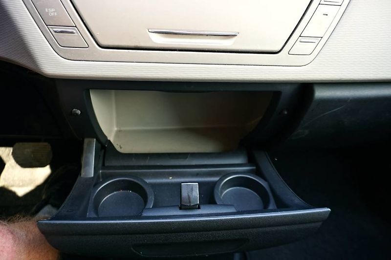 Citroën C4 Picasso (2012) EXCLUSIVE 2,0 HDI 120 kW - fotka 32 z 38