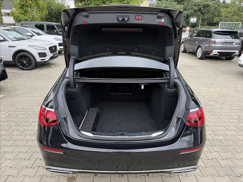 Mercedes-Benz Třídy S 400d AMG 4Matic - fotka 36 z 36