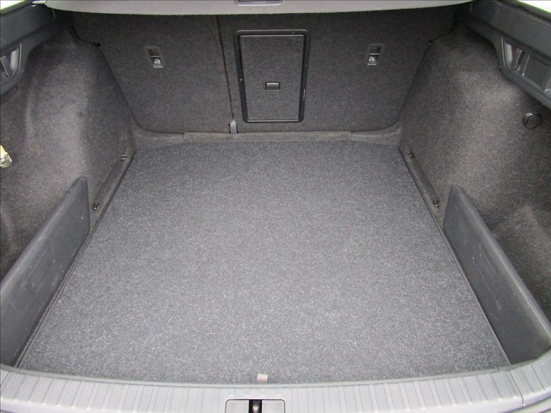 Škoda Octavia Combi 2.0TDi DSG Selection - fotka 49 z 59