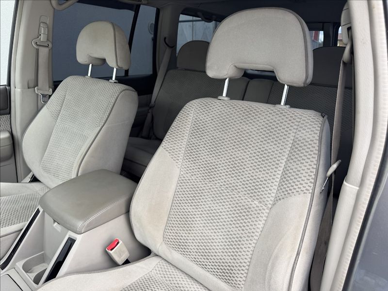 Nissan Patrol 3,0 Di GR Wagon 4X4 - fotka 20 z 50