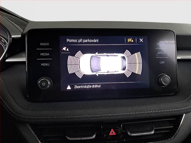 Škoda Fabia (2022) Style 1.0 TSI, Automat - fotka 17 z 20