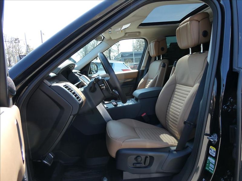 Land Rover Discovery 3,0 D350 35th Anniversary - fotka 12 z 46