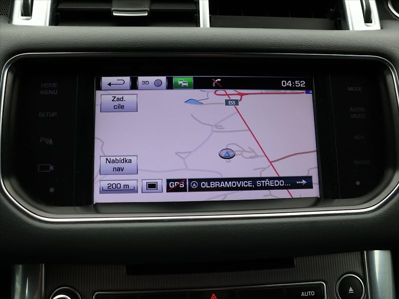Land Rover Range Rover Sport 3,0 TDV6 HSE 183kW 4x4 Auto - fotka 18 z 27