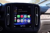 Volvo XC40 T2 Essential Kam LED DAB - náhled 15