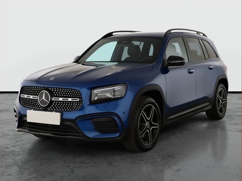 Mercedes-Benz GLB (2024) 200 d 4MATIC, AMG Line - fotka 2 z 20