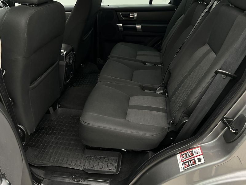 Land Rover Discovery 2.7 TDV6 S AWD AUT CZ - fotka 5 z 33