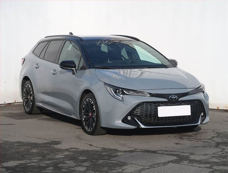 Toyota Corolla (2021) 2.0 Hybrid - fotka 1 z 27