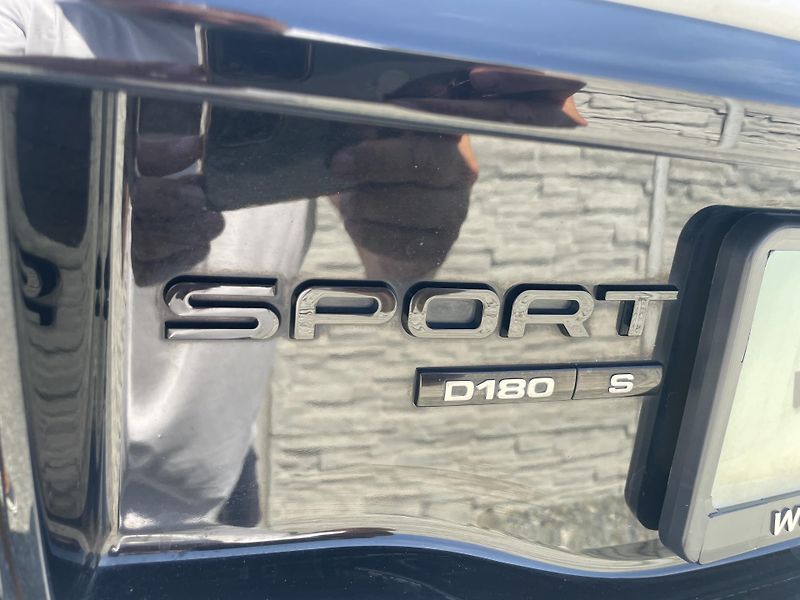Land Rover Discovery Sport 2.0TDi 180PS 4x4 R-DYNAMIC TOP - fotka 114 z 180