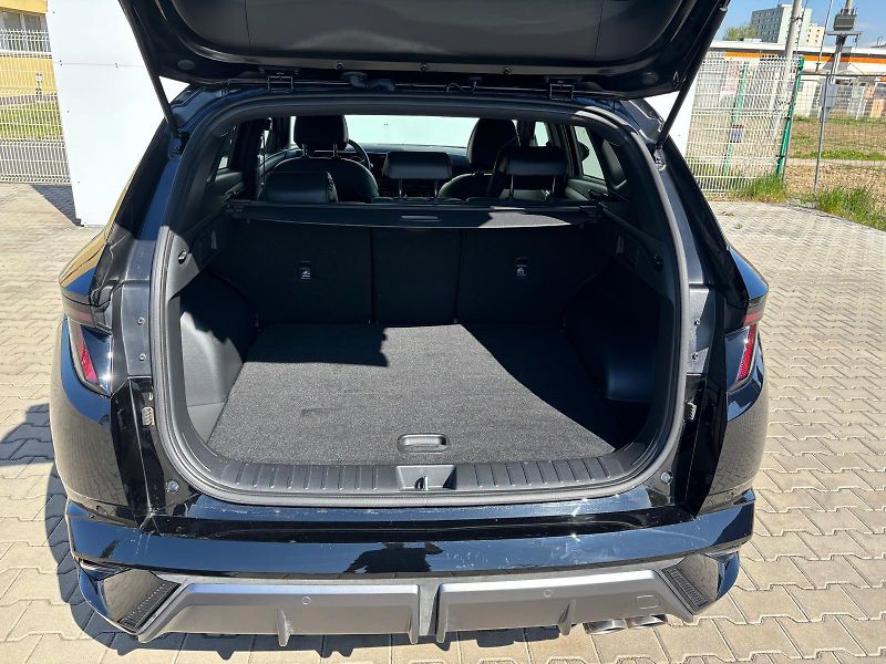 Hyundai Tucson 1.6 T-GDI DCT 118kW N-Line - fotka 10 z 29