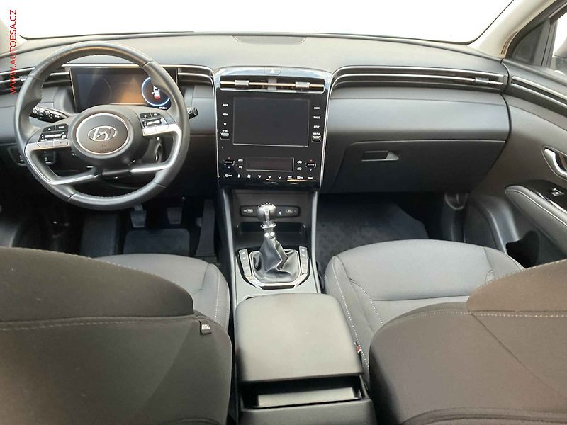 Hyundai Tucson (2023) 1.6 T-GDi, 2.maj,ČR, Smart - fotka 8 z 18