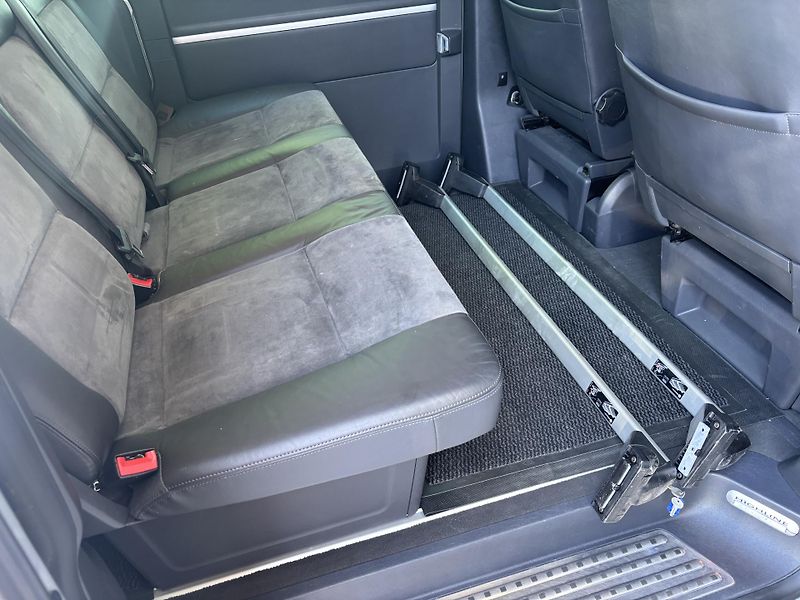 Volkswagen Multivan (2010) 2.0TDI, 132kW, High Line, 4X4 - fotka 12 z 18