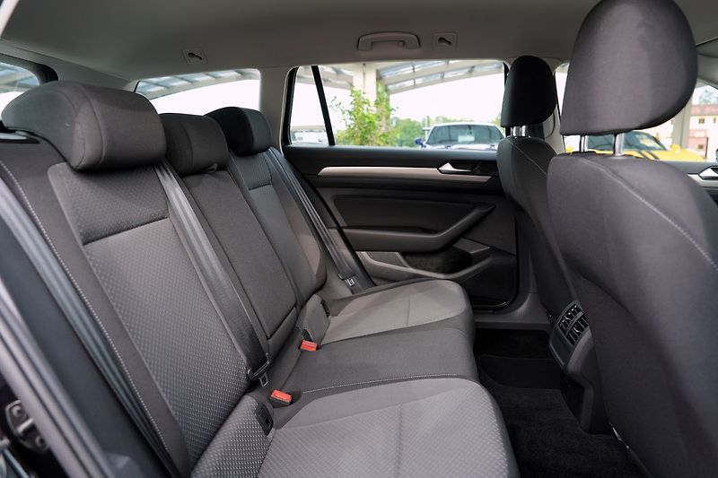 Volkswagen Passat (2020) B8 2.0TDi 90kW DSG - fotka 24 z 45