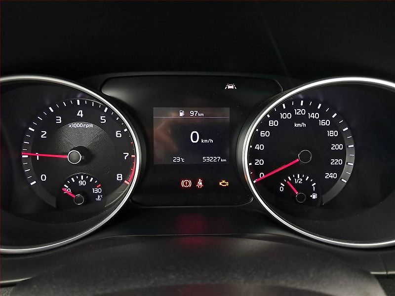 Kia Ceed (2021) 1.0 T-GDI, Serv.kniha - fotka 11 z 17