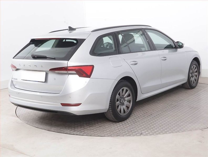 Škoda Octavia (2022) Ambition 2.0 TDI - fotka 5 z 15