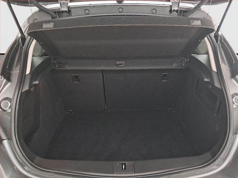 Opel Astra (2012) 1.6 16V, po STK, jezdí výborně - fotka 13 z 17