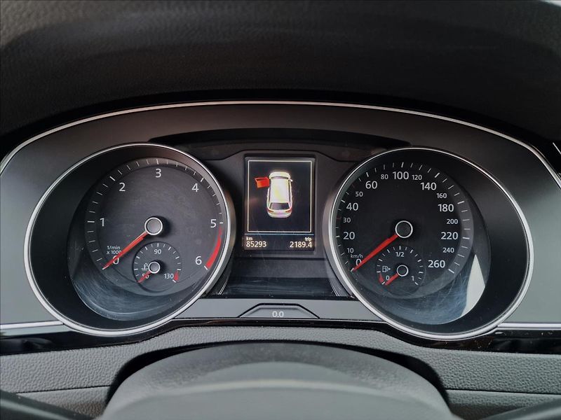 Volkswagen Passat 2.0 TDI 147kW 4MOT DSG Eleganc - fotka 22 z 50