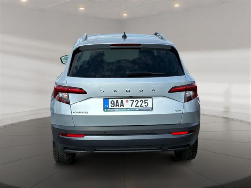 Škoda Karoq 2,0 TDI 110 4x4 Style AT - fotka 4 z 9