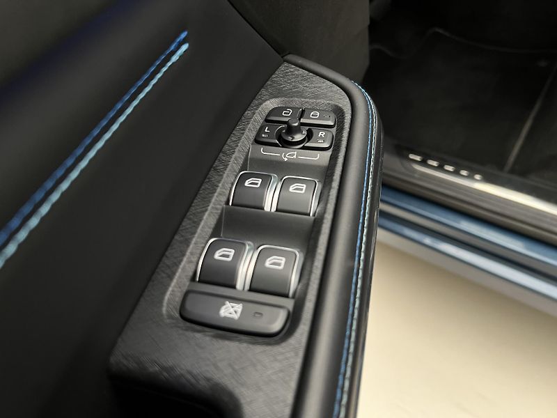 Lynk & Co 01 PHEV AUT - fotka 49 z 50