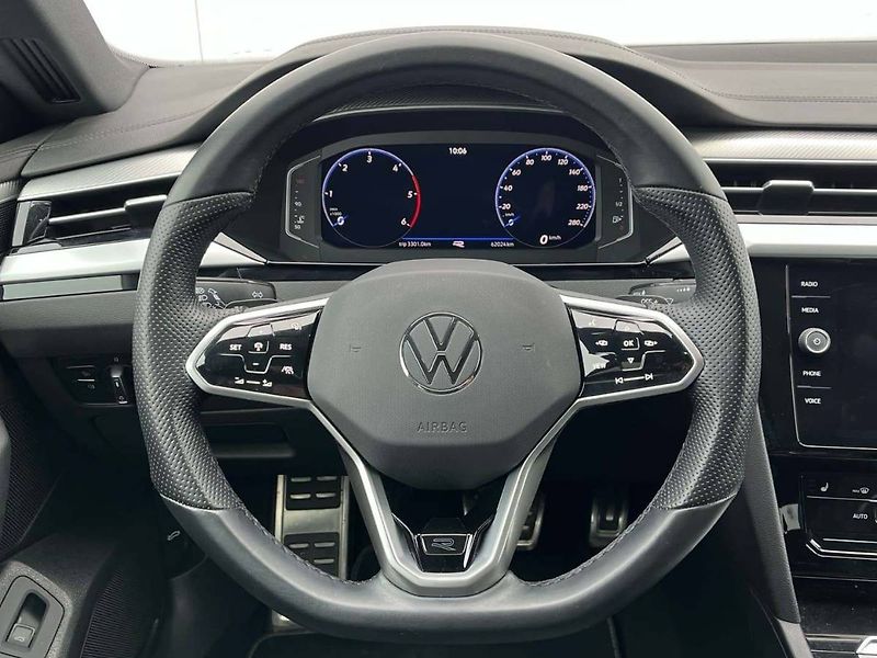 Volkswagen Arteon (2023) R-Line 2,0 TDI - fotka 16 z 20