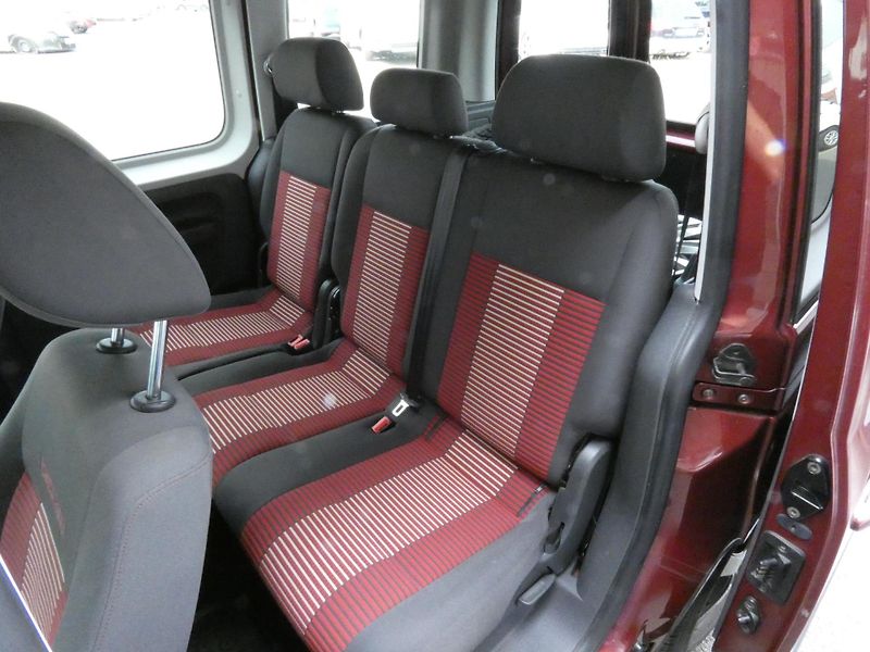 Volkswagen Caddy (2011) 1,6 l LPG - fotka 23 z 30