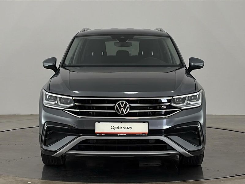 Volkswagen Tiguan Elegance 4Motion DSG - fotka 4 z 30
